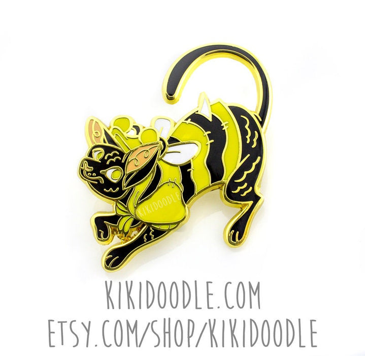 Bumblebee Jiji - Enamel Pin